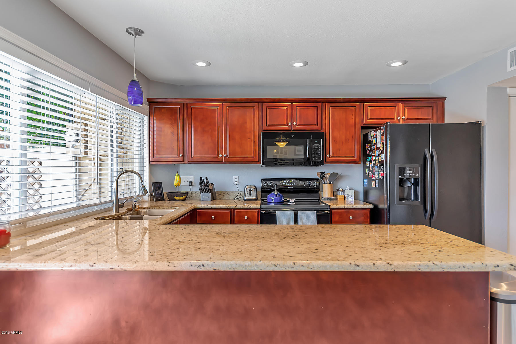 4213 North Miller Road Scottsdale, AZ 85251 - Photo 4 of 33 Granite Kitchen Counters