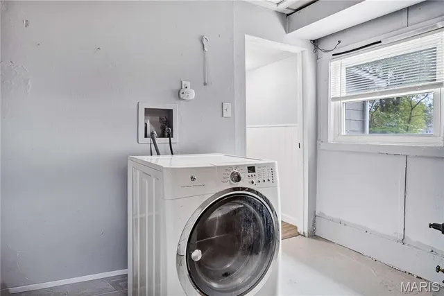 $1,300 | 9507 Marlowe Avenue, St. Louis, MO 63114