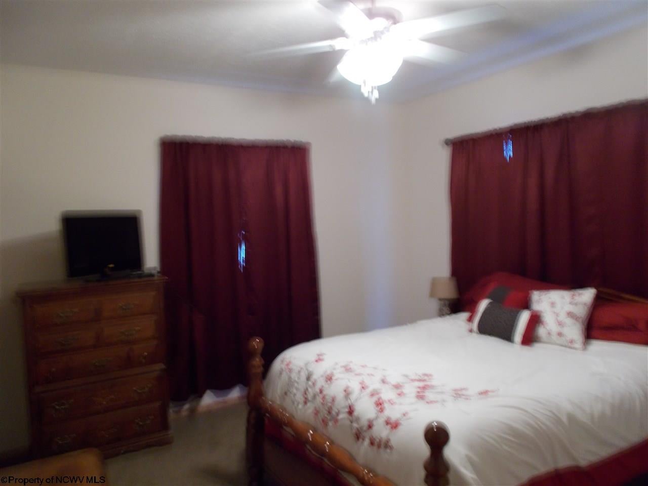 10 Sand Bank Road Fairmont, WV 26554 - Photo 11 of 20 Gallery Image 11