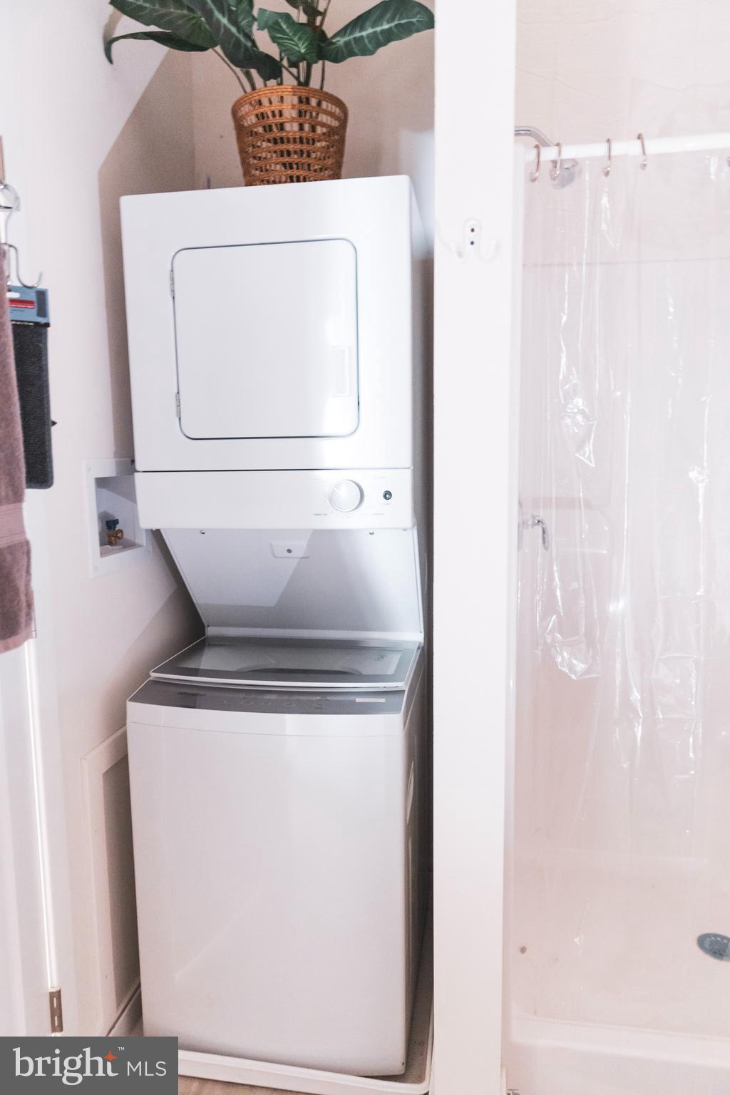 4537 Wayne Avenue, Unit B Philadelphia, PA 19144 - Photo 12 of 16 a close view of washer and dryer