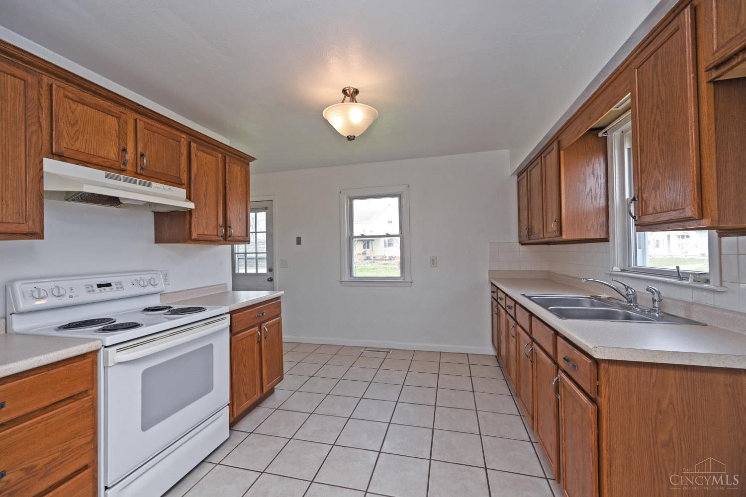 3 Chestnut Street Franklin, OH 45005 - Photo 10 of 30