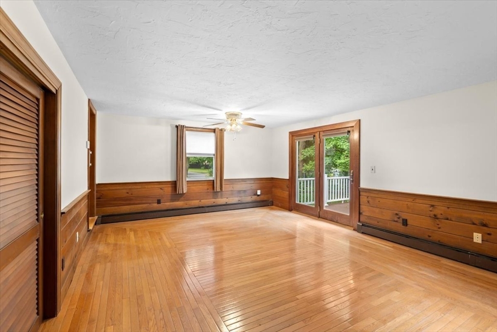 2 Margaret Road Foxboro, MA 02035 - Photo 12 of 29