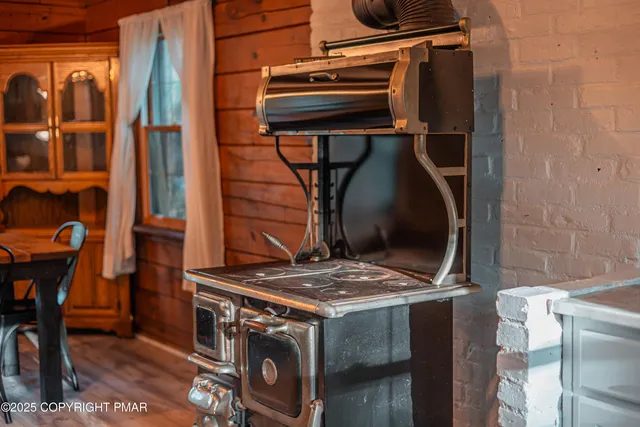 $3,000 | 815 Towamensing Trail, Albrightsville, PA 18210