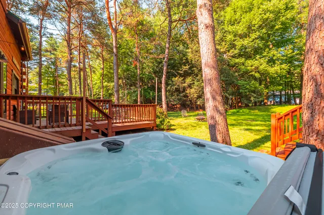 $3,000 | 815 Towamensing Trail, Albrightsville, PA 18210