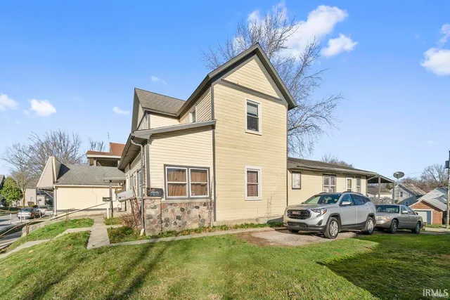 $255,000 | 1426 High Street, Fort Wayne, IN 46808