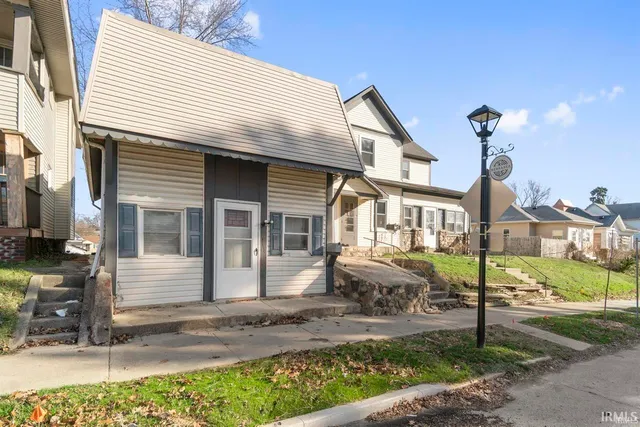 $255,000 | 1426 High Street, Fort Wayne, IN 46808