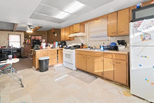 $255,000 | 1426 High Street, Fort Wayne, IN 46808