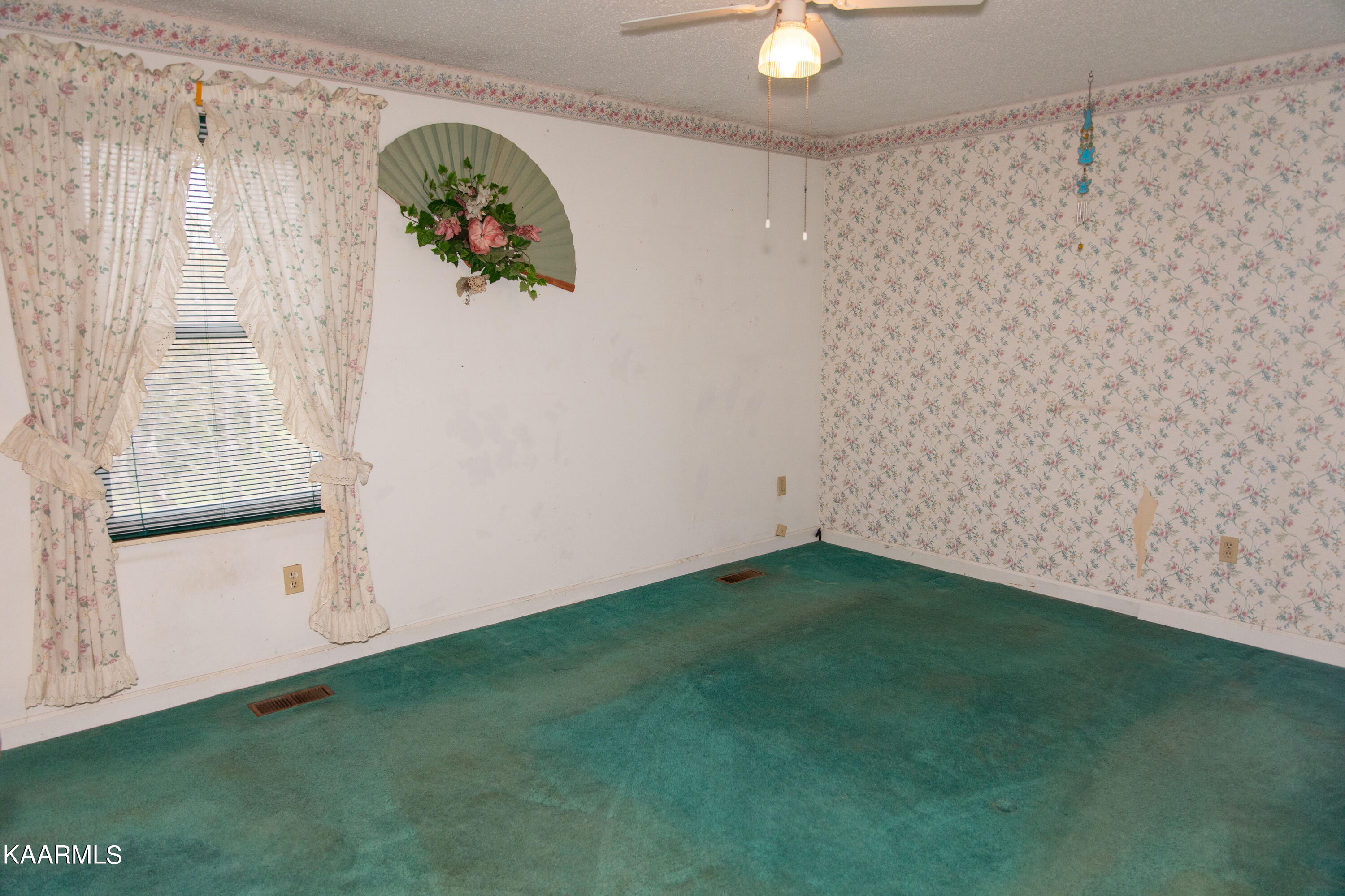 314 South Apache Road Clinton, TN 37716 - Photo 17 of 41 MBR 1