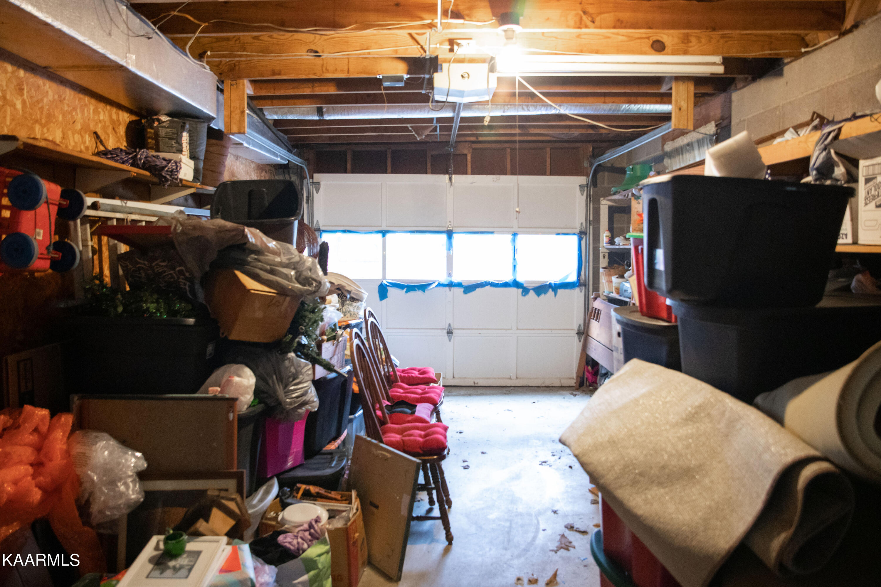 314 South Apache Road Clinton, TN 37716 - Photo 32 of 41 GARAGE 1