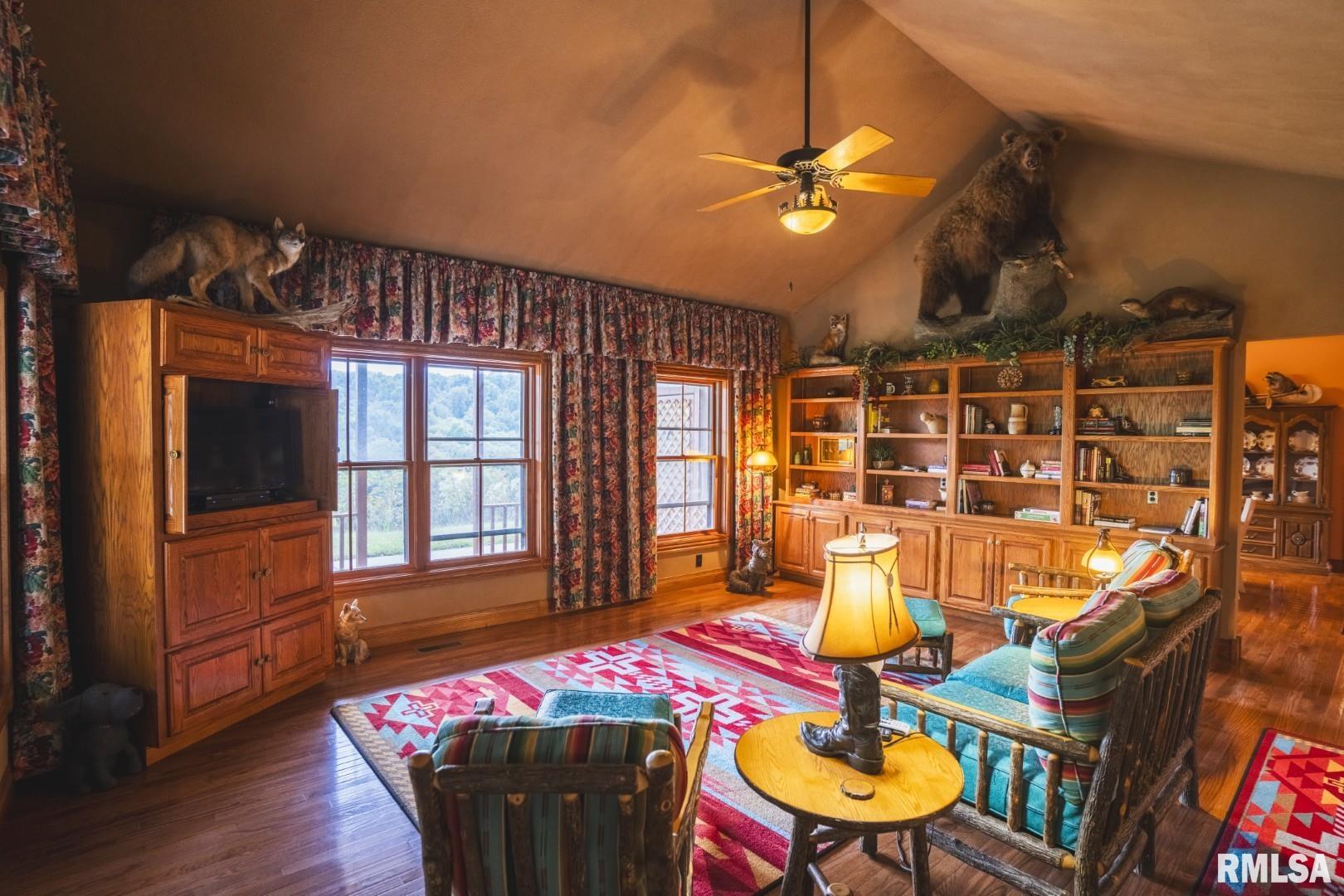 2145 Wildcat Hollow Road Nebo, IL 62355 - Photo 13 of 89