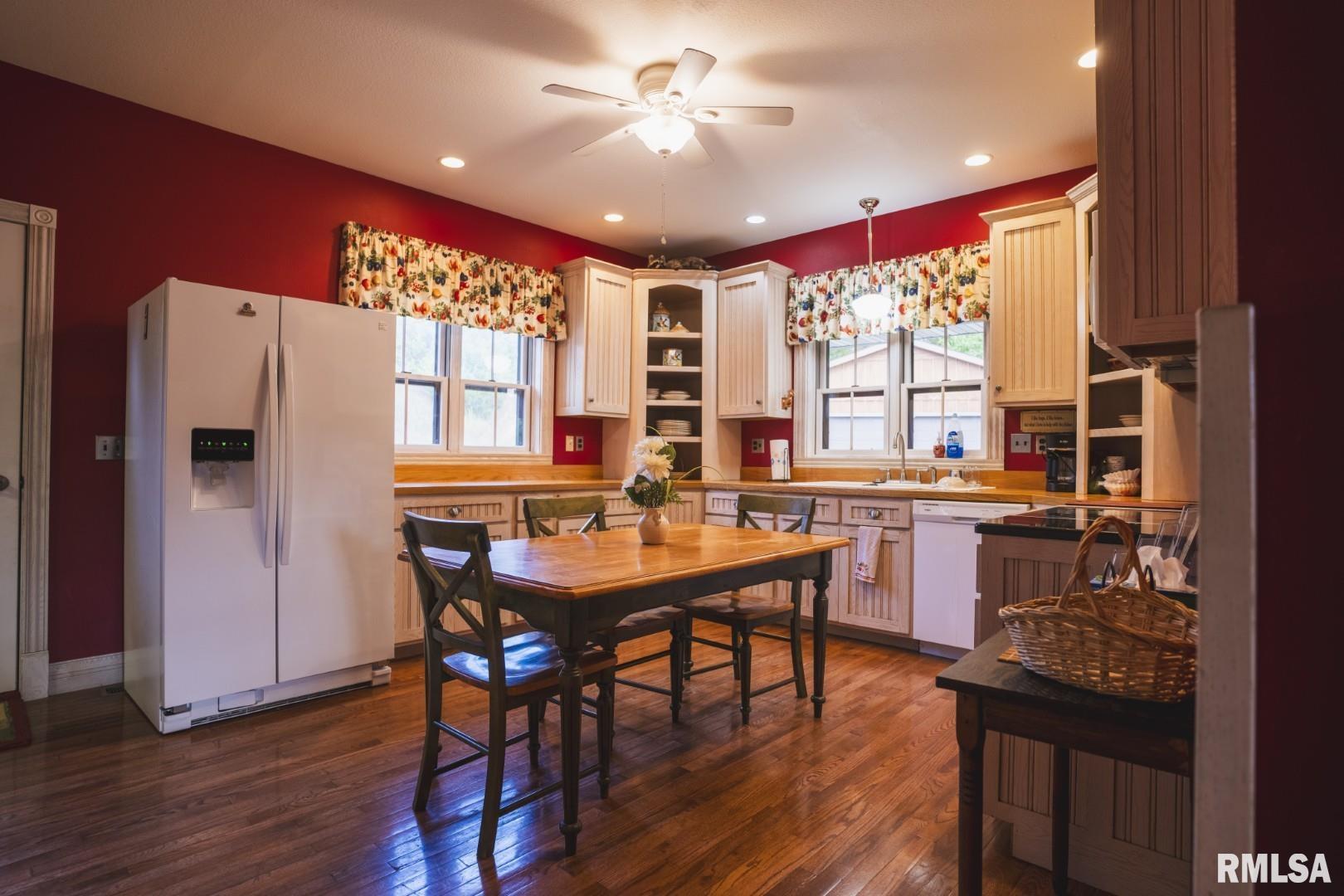 2145 Wildcat Hollow Road Nebo, IL 62355 - Photo 14 of 89