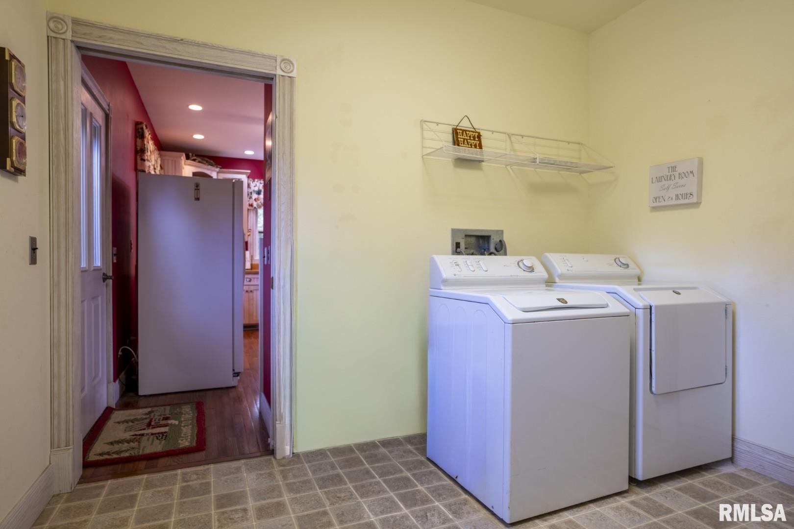 2145 Wildcat Hollow Road Nebo, IL 62355 - Photo 19 of 89