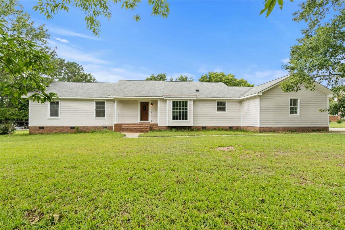 1186 Pointer Drive Manning, SC 29102 - Photo 1 of 40 01-PIX08677