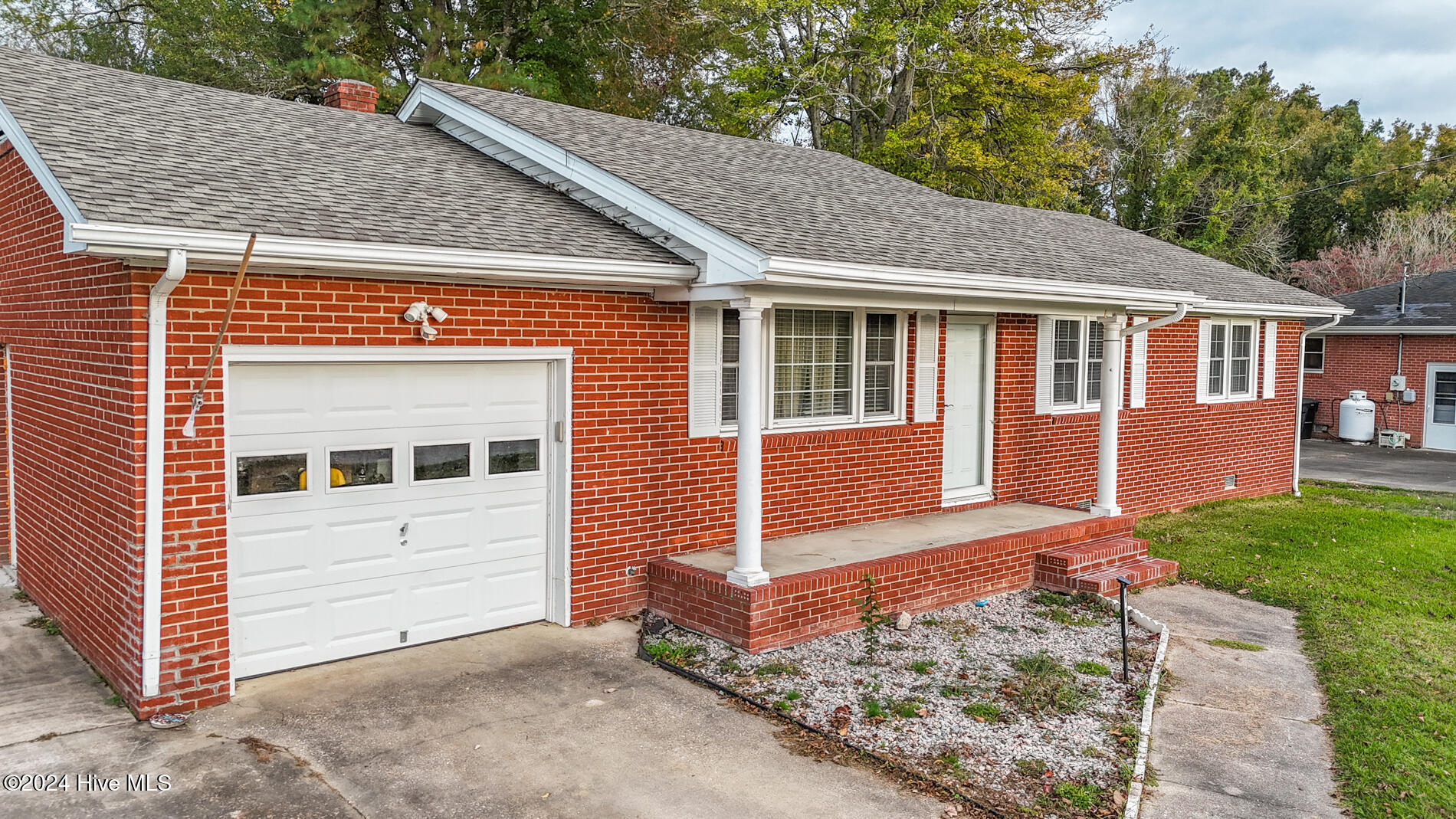 131 Rosedale Drive Elizabeth City, NC 27909 - Photo 4 of 47 Rosedale-5