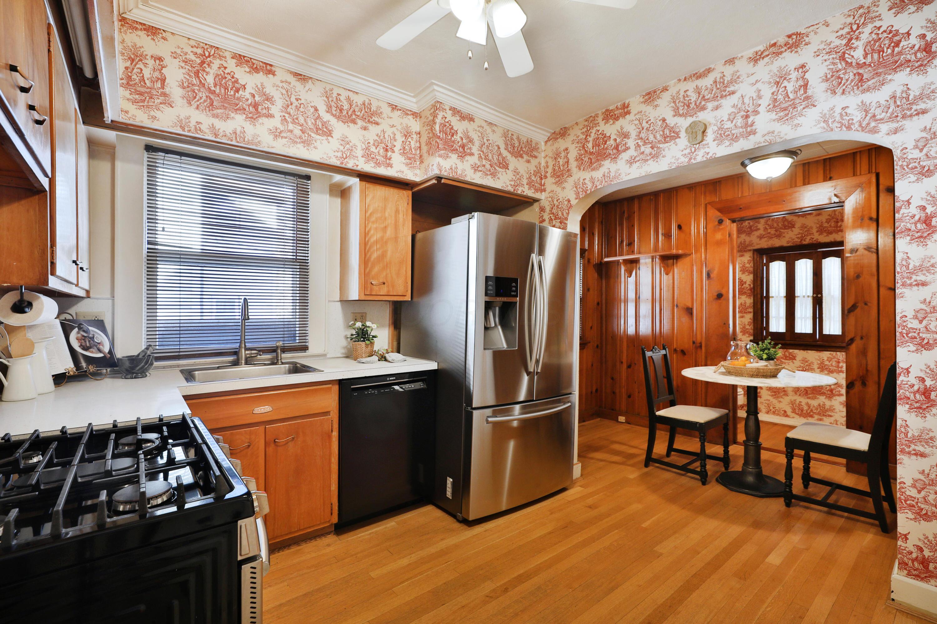232 Brighton Road Columbus, OH 43202 - Photo 17 of 44 Kitchen