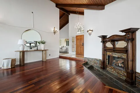 $2,549,000 | 246 Vereda Pradera, Goleta, CA 93117