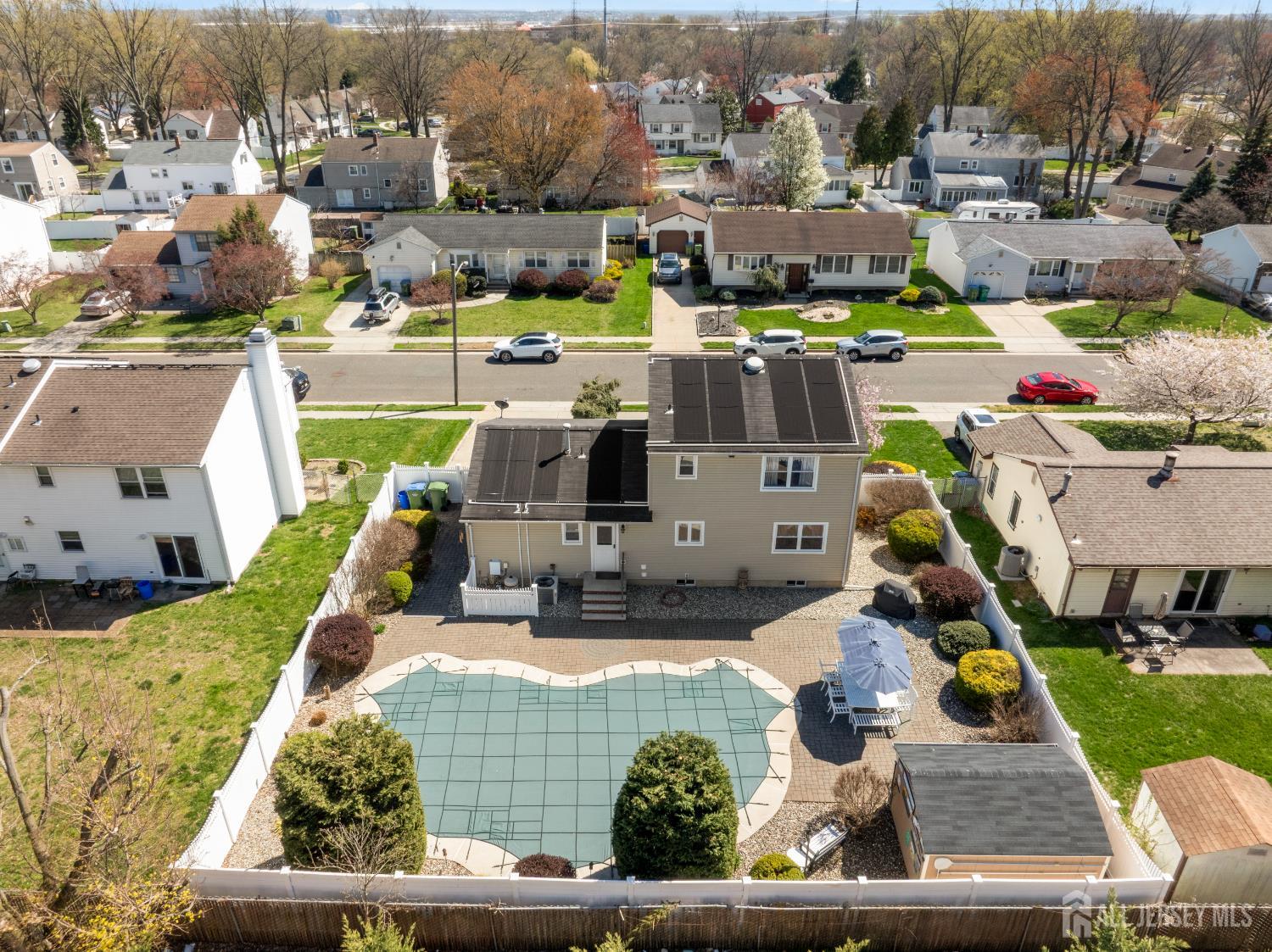 6 Marie Lane Edison, NJ 08817 - Photo 28 of 35 a view of yard