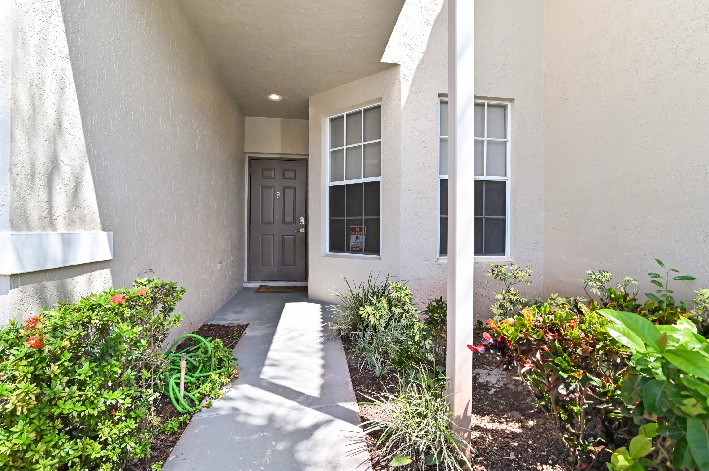 20950 Vía Jasmine, Unit 3 Boca Raton, FL 33428 - Photo 3 of 35 03 entry 01