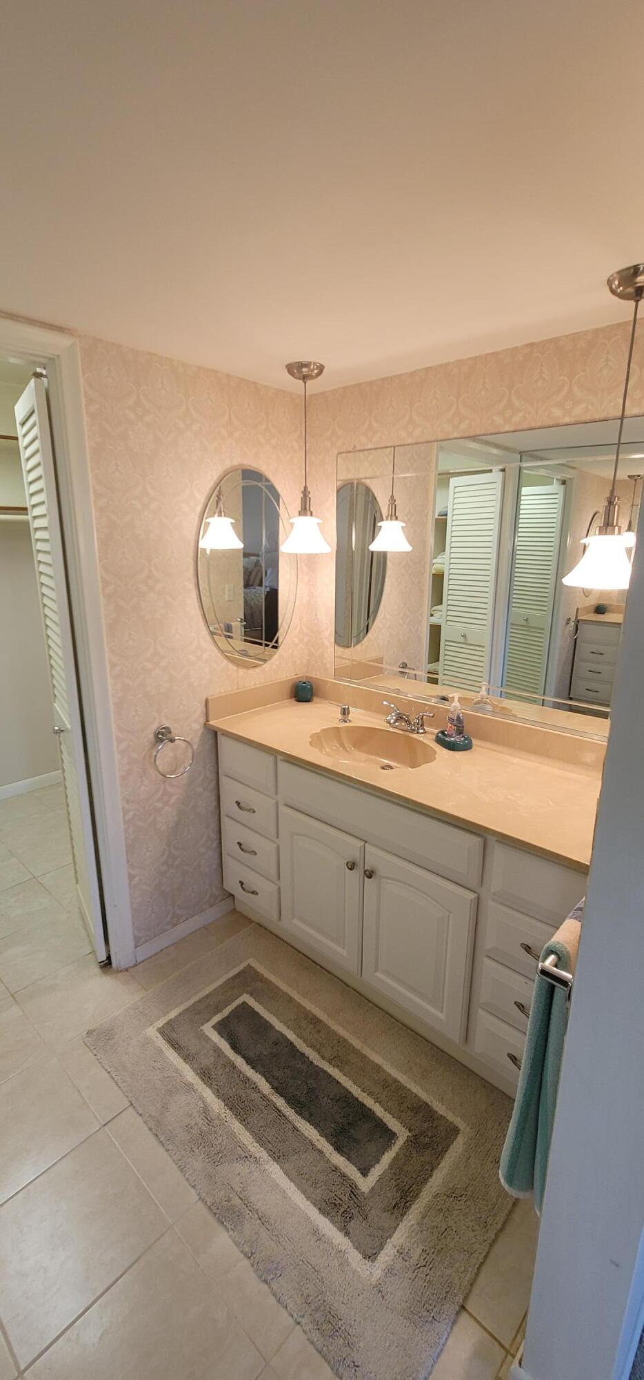 80 Celestial Way, Unit 113 Juno Beach, FL 33408 - Photo 14 of 23 Primary Bathroom