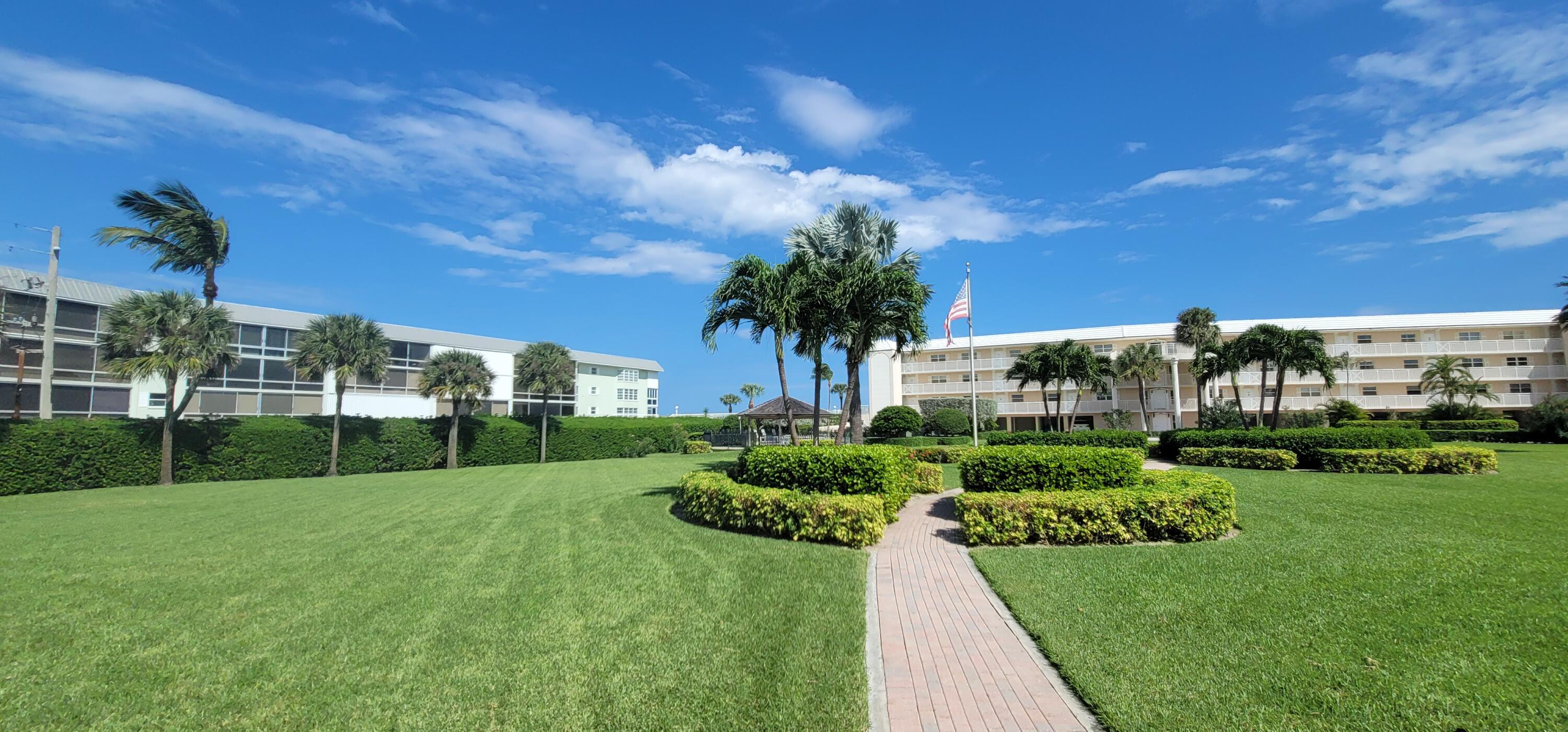 80 Celestial Way, Unit 113 Juno Beach, FL 33408 - Photo 20 of 23 Colony Courtyard