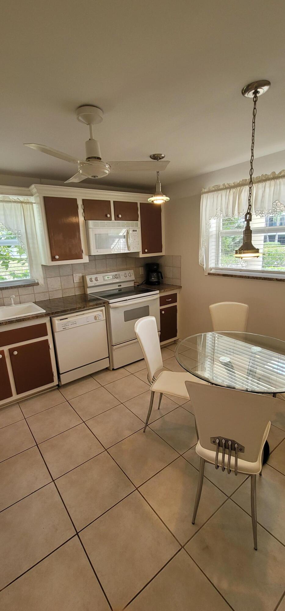 80 Celestial Way, Unit 113 Juno Beach, FL 33408 - Photo 8 of 23 Kitchen