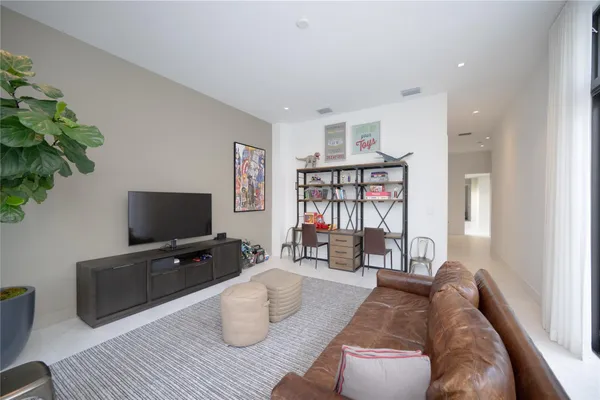 $3,890,000 | 16629 Botaniko Drive North, Fort Lauderdale, FL 33326