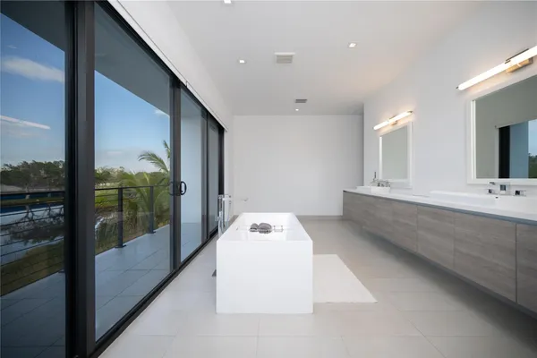 $3,890,000 | 16629 Botaniko Drive North, Fort Lauderdale, FL 33326