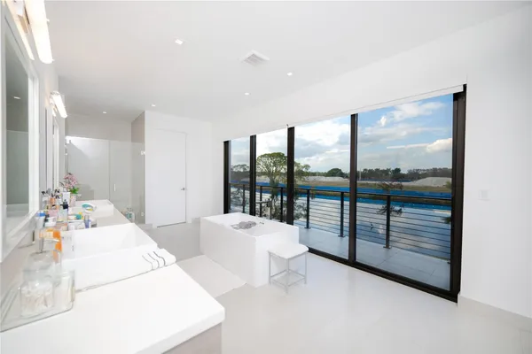 $3,890,000 | 16629 Botaniko Drive North, Fort Lauderdale, FL 33326