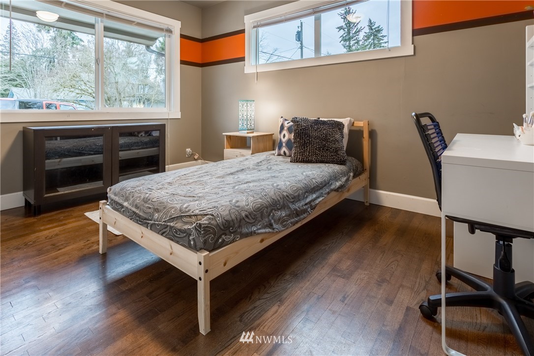 7726 224th Street Southwest Edmonds, WA 98026 - Photo 11 of 20 Gallery Image 11