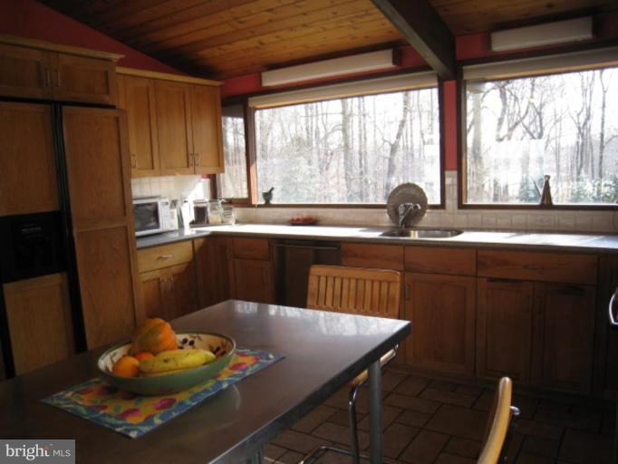 615 Stoney Battery Road Earleville, MD 21919 - Photo 12 of 30 Kitchen #2