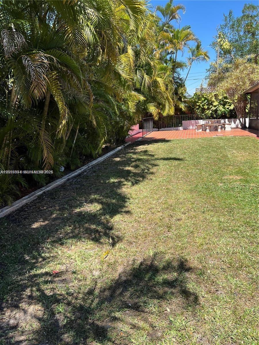 6385 Southwest 25th Street Miami, FL 33155 - Photo 21 of 28 a view of outdoor space with garden