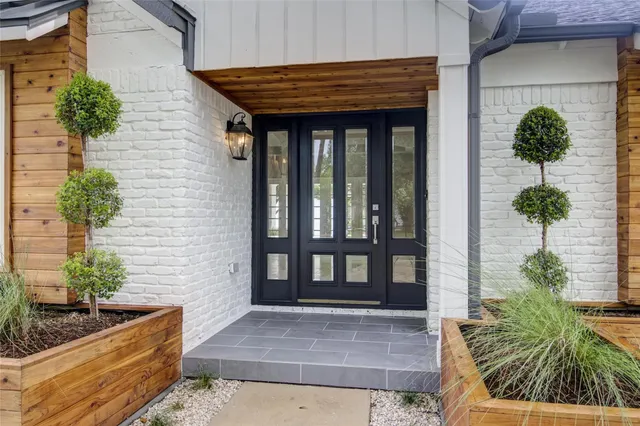 $724,219 | 10710 Russett Drive, Houston, TX 77042