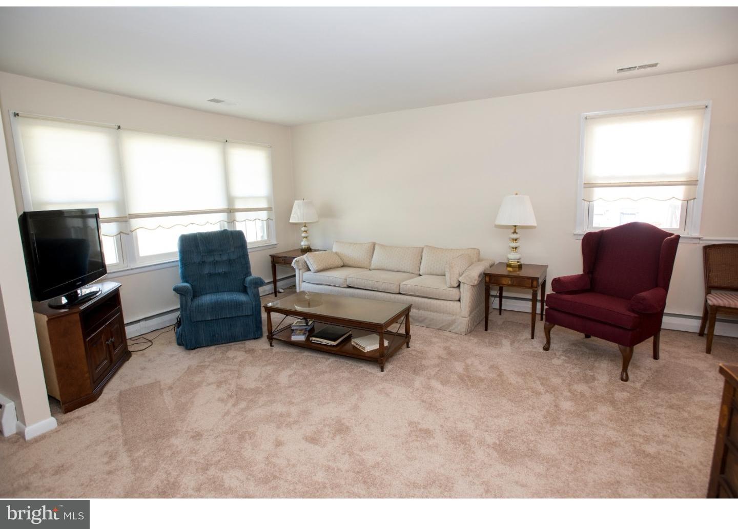373 Ainslie Road Abington, PA 19006 - Photo 3 of 15 Gallery Image 3