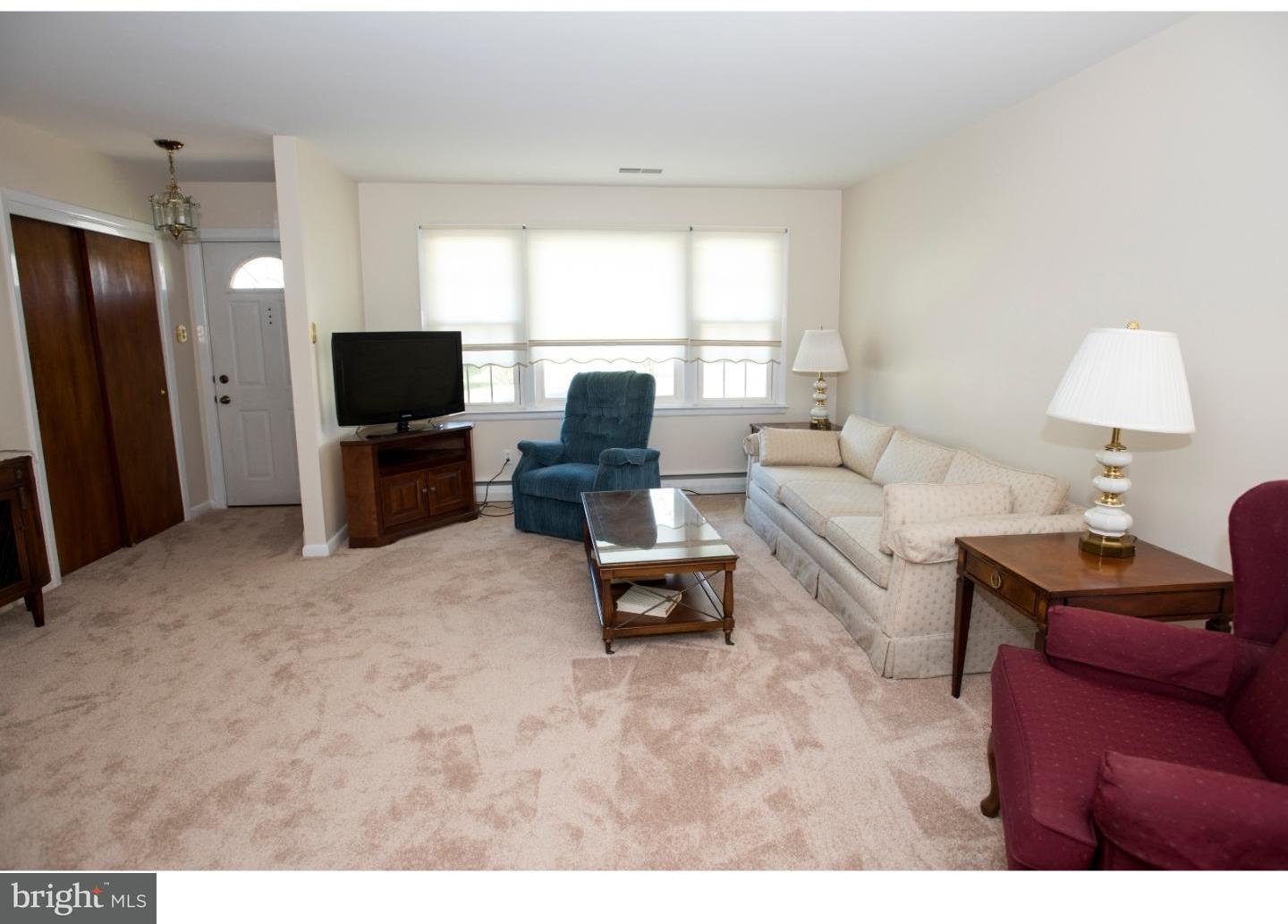373 Ainslie Road Abington, PA 19006 - Photo 4 of 15 Gallery Image 4