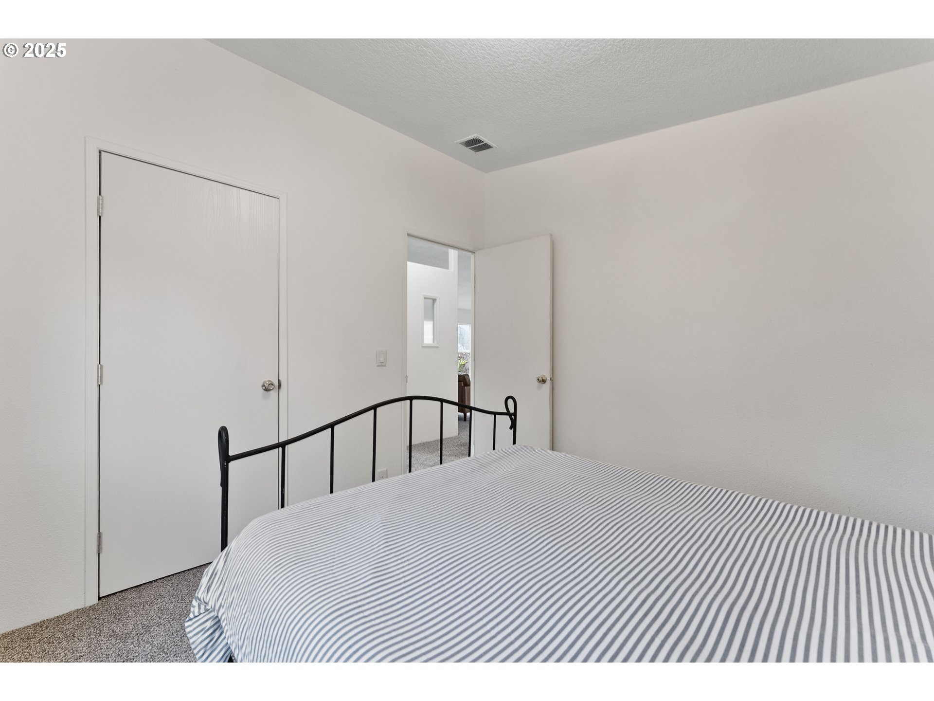 105 I Street Riddle, OR 97469 - Photo 20 of 42 Bedroom