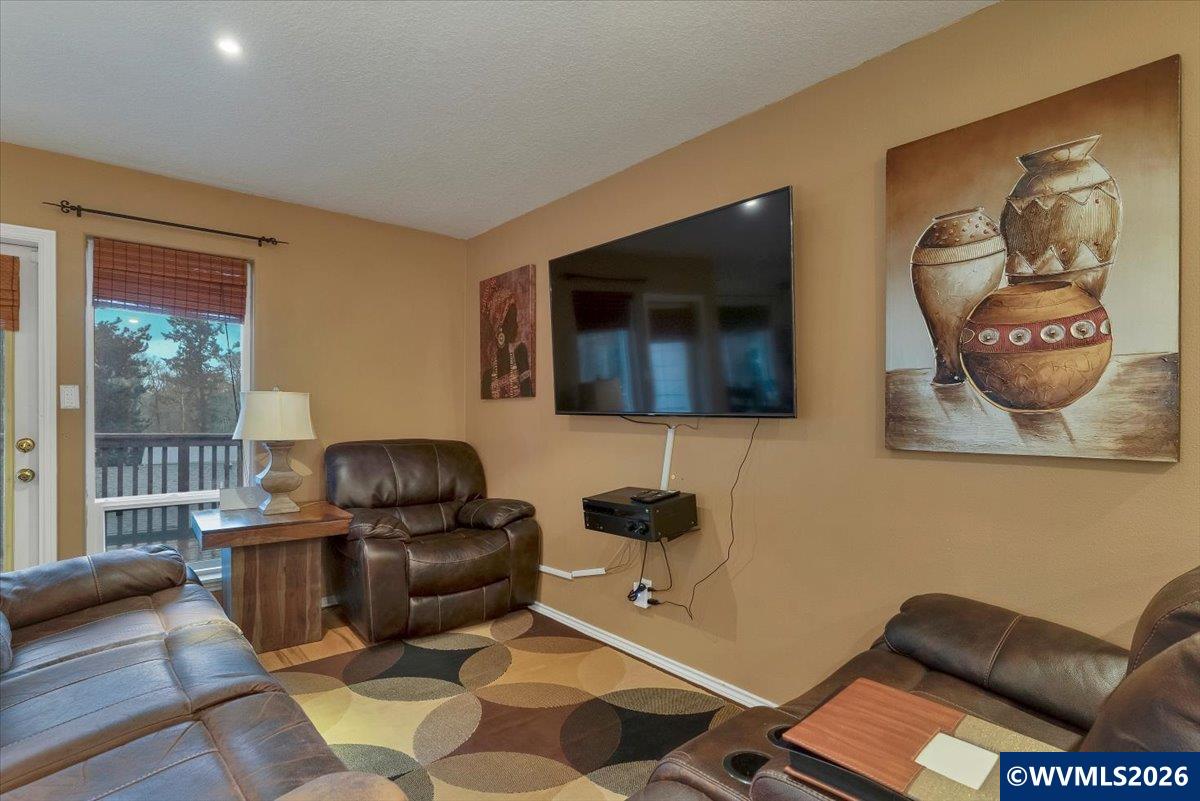 1655 Davis Road South Salem, OR 97306 - Photo 8 of 26 Gallery Image 8