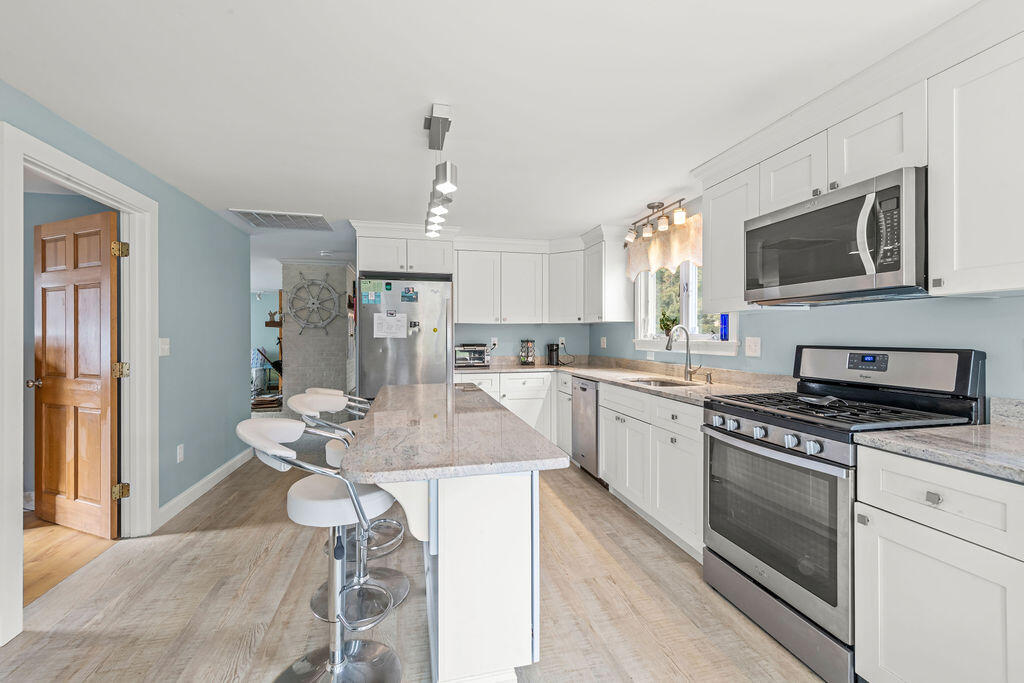 15 Highland Road Eastham, MA 02642 - Photo 12 of 40 15Highland-4