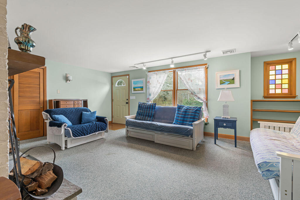 15 Highland Road Eastham, MA 02642 - Photo 18 of 40 15Highland-14
