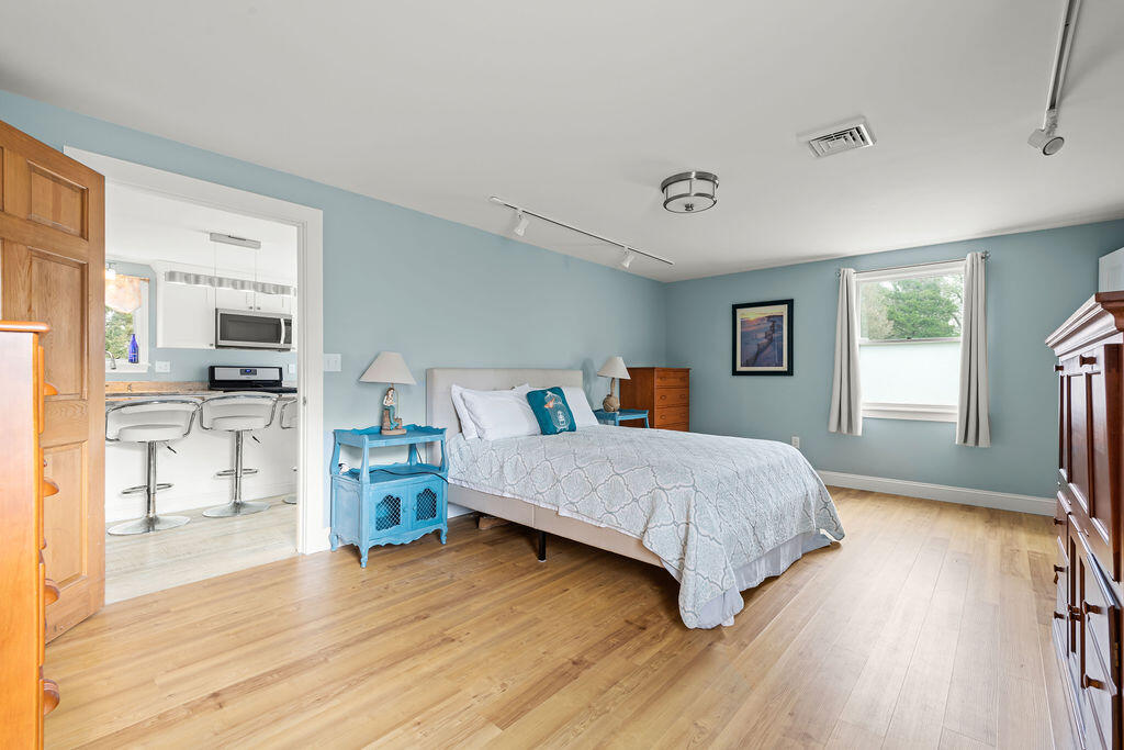 15 Highland Road Eastham, MA 02642 - Photo 5 of 40 15Highland-9