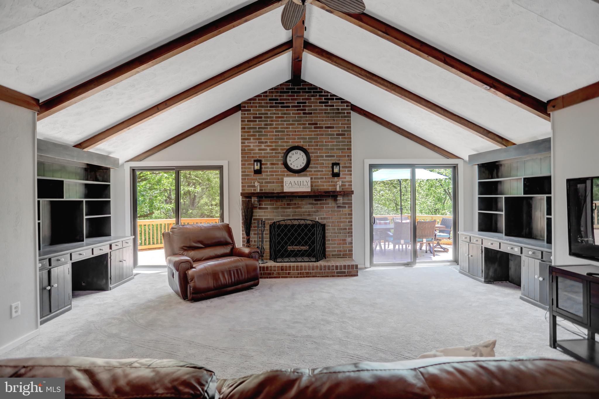 1162 Ridge Road Pylesville, MD 21132 - Photo 2 of 49 Oversized great room w/2 built in desk