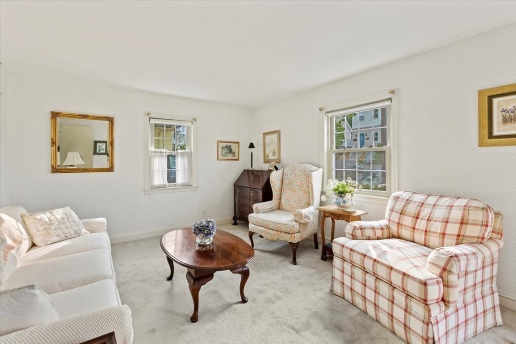 2 Kirkland Road Peabody, MA 01960 - Photo 4 of 21 Gallery Image 4
