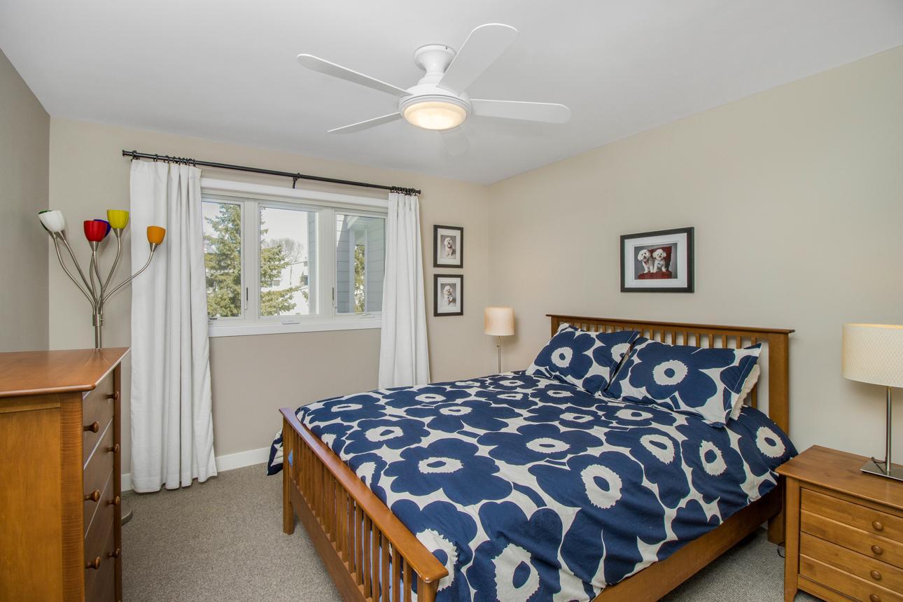 8262 Kingslee Road Bloomington, MN 55438 - Photo 26 of 38 Gallery Image 26