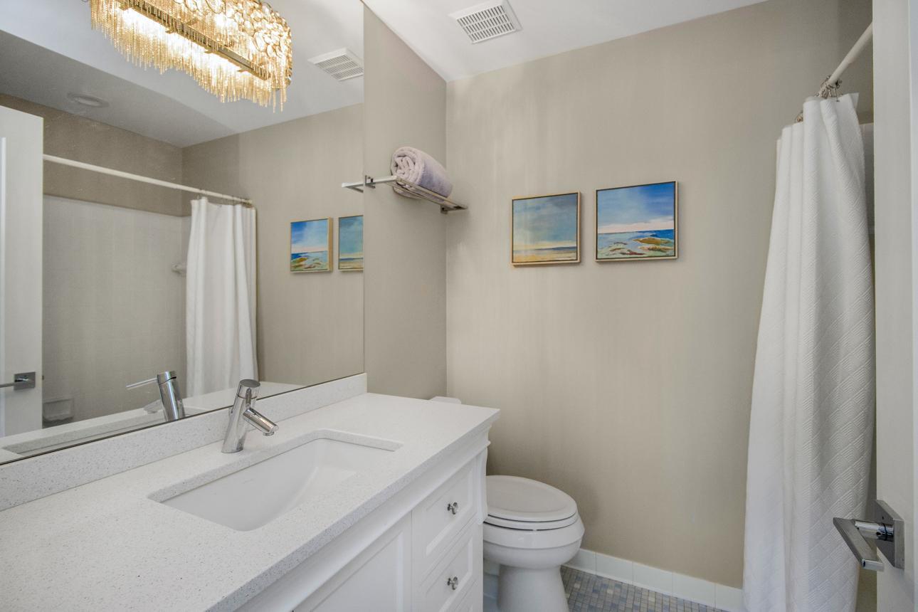 8262 Kingslee Road Bloomington, MN 55438 - Photo 27 of 38 Gallery Image 27
