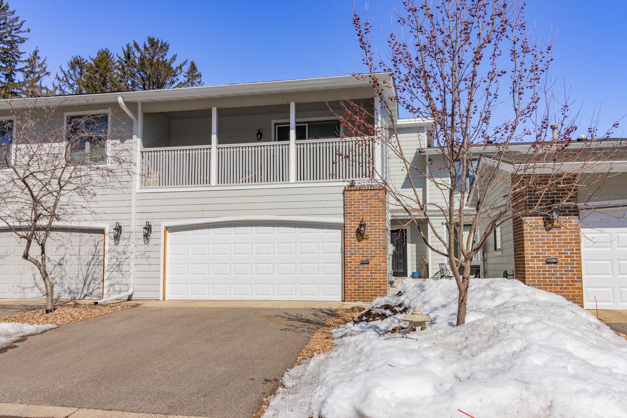 8262 Kingslee Road Bloomington, MN 55438 - Photo 36 of 38 Gallery Image 36
