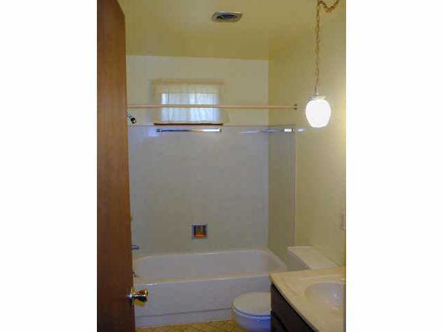4650 Beach Road Glouster, OH 45732 - Photo 5 of 5