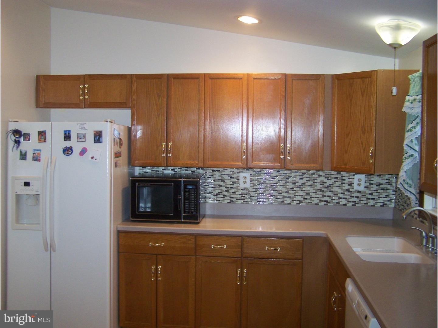 95 Mansfield Road East Columbus, NJ 08022 - Photo 4 of 25 Kitchen