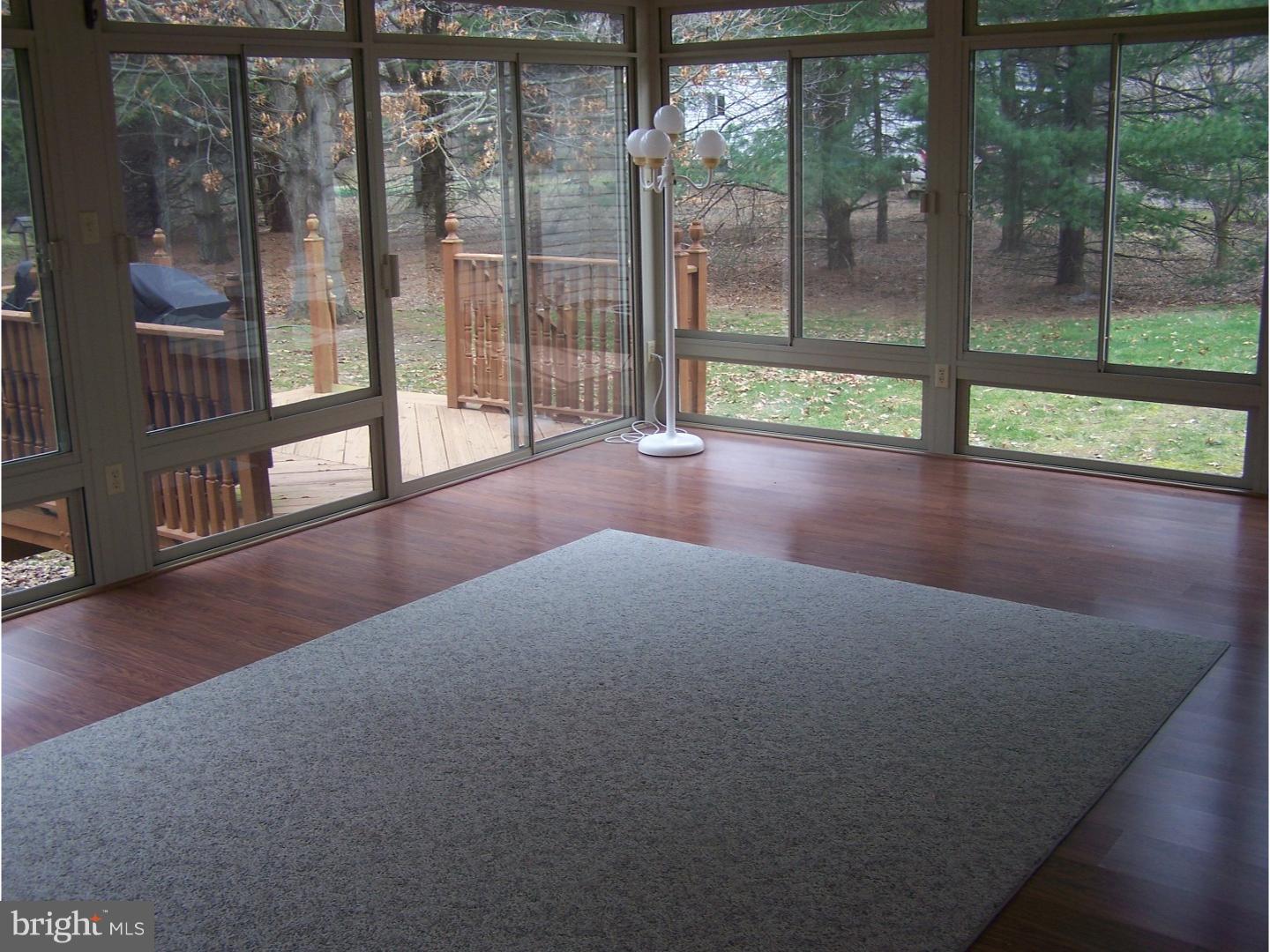 95 Mansfield Road East Columbus, NJ 08022 - Photo 10 of 25 Sun Room