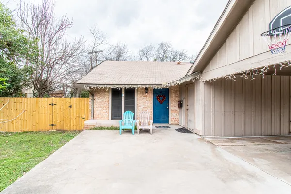 $2,149 | 8206 Exmoor Drive, Unit A, Austin, TX 78757