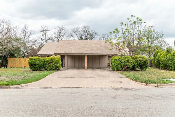 $2,149 | 8206 Exmoor Drive, Unit A, Austin, TX 78757