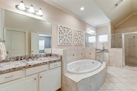 $465,000 | 610 Leverkuhn Street, Houston, TX 77007